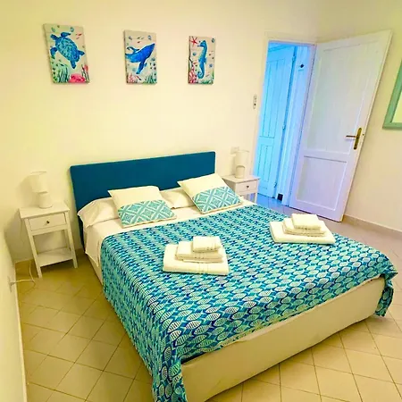Casa Vacanze “una Finestra Nel Blu”